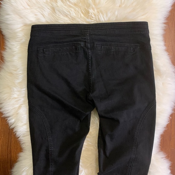 BDG Ankle Zipper Tie Front Jeans - Picture 7 of 8